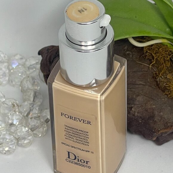 Dior Forever Transfer Proof 24H Foundation SPF 15 - 1N Neutral - .67 oz - New - Picture 2 of 3